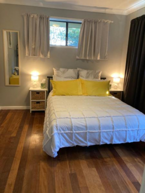 Lennox House, Armidale